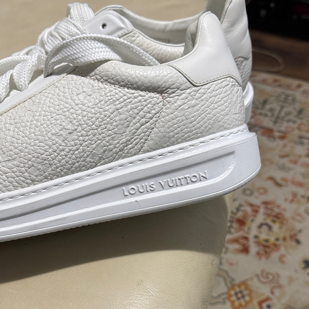 Louis Vuitton White Textured Leather Low-Top Sneakers - Picture 3 of 10